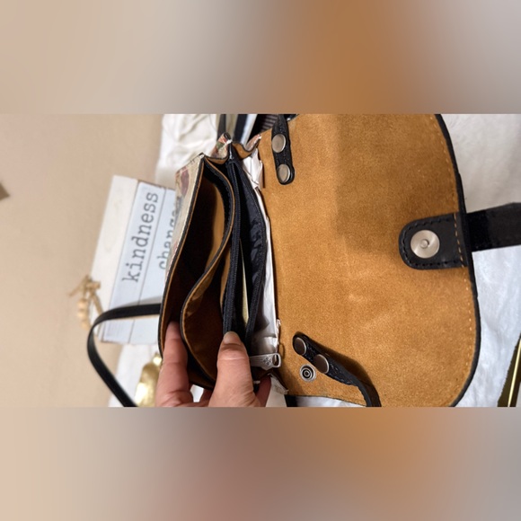 Patricia Nash Multicolor Floral Crossbody Bag - Picture 10 of 12